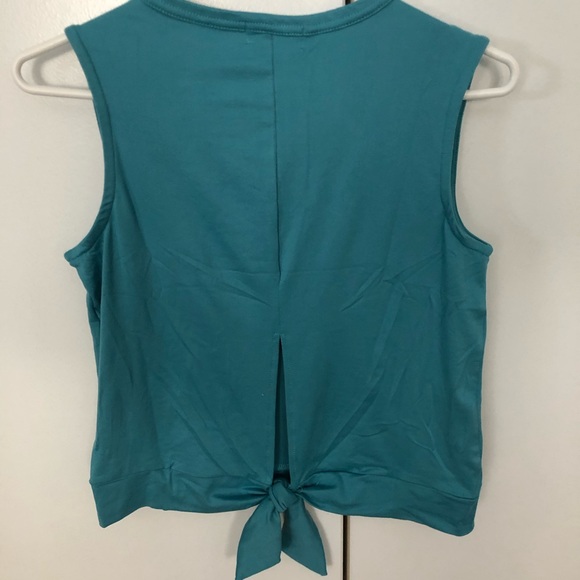 Turquoise top - Picture 2 of 2